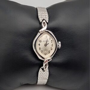 Vintage Waltham 17 Jewel Ladies Manual Wind Watch Silver Tone Bracelet Art Deco
